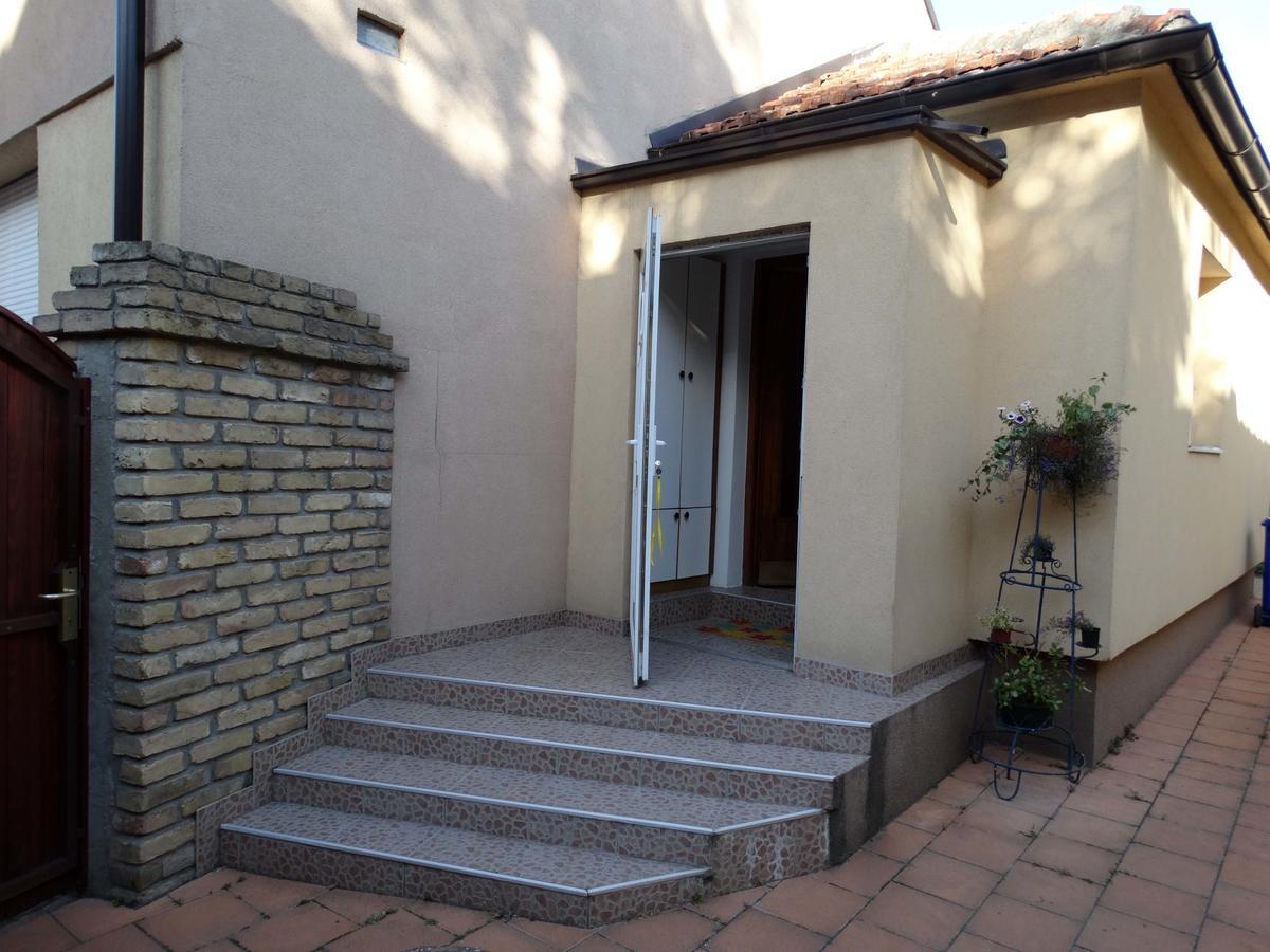 Appartement Marijana - Center à Novi Sad Extérieur photo